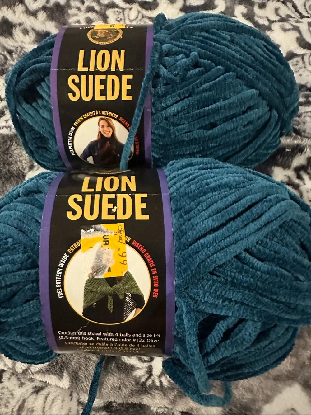 Lion Suede Bulky Yarn Teal - 3 Skeins